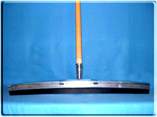 CURVED SQUEEGEE